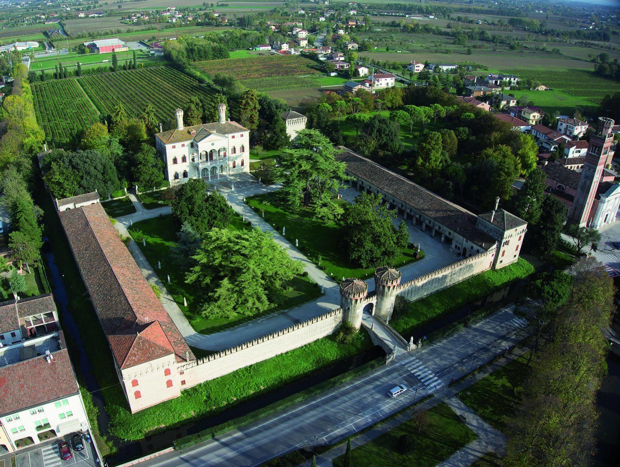 Pensjonat Castello Di Roncade Zewnętrze zdjęcie